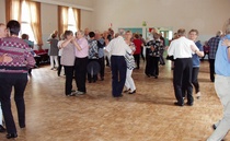 Markkinatanssiväkeä