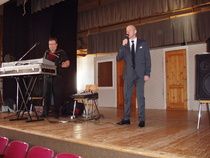 7.3.18 Jouni ja Janne esiintyivät tansseissa